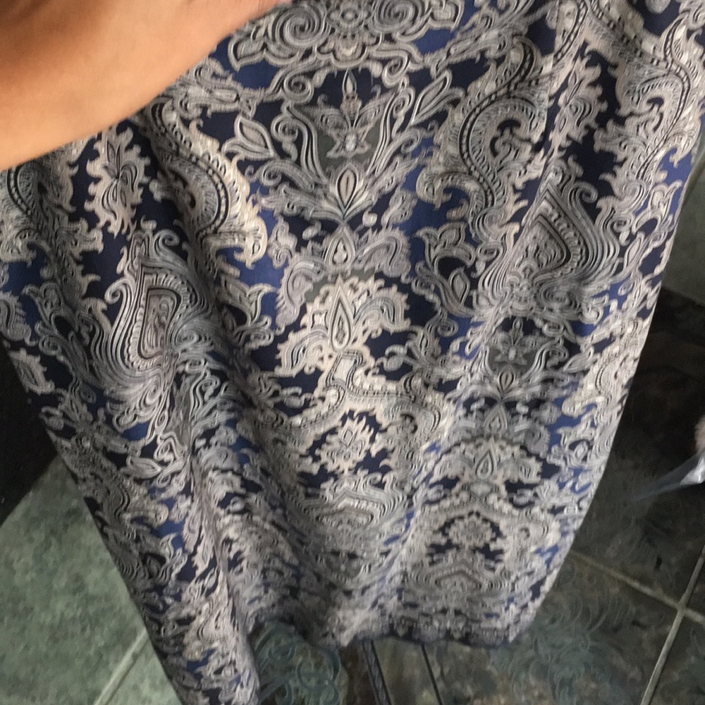 Skirt - Picture 2 of 4